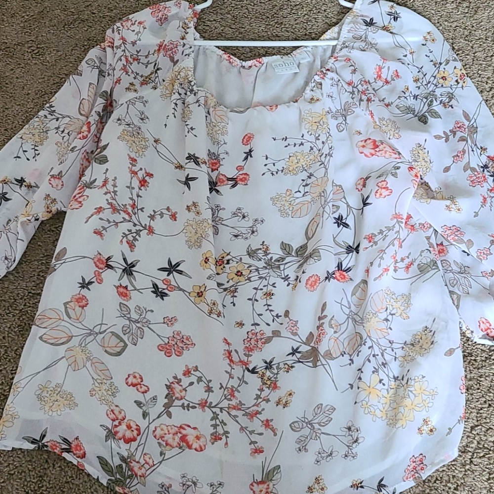 Soho New York and Company flower blouse